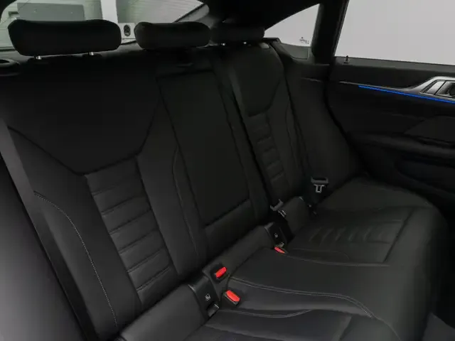 BMW 440