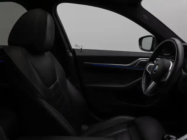 BMW 440