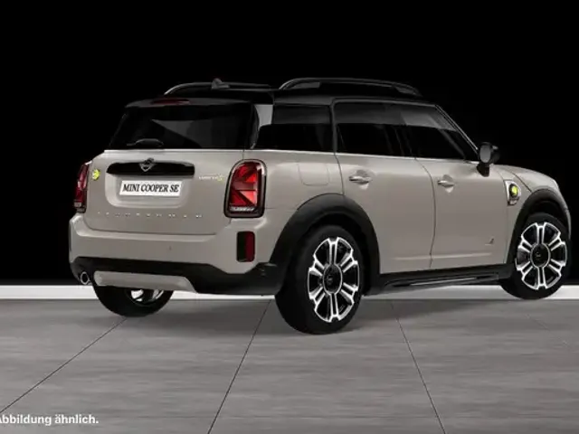 MINI Cooper SE Countryman