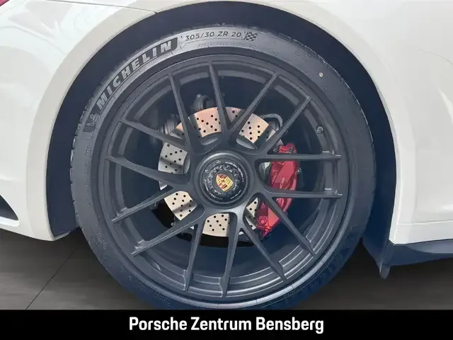 Porsche 991