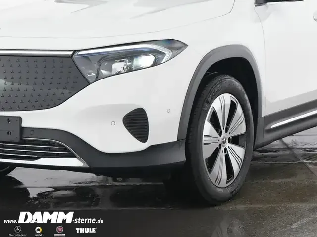 Mercedes-Benz EQB 300