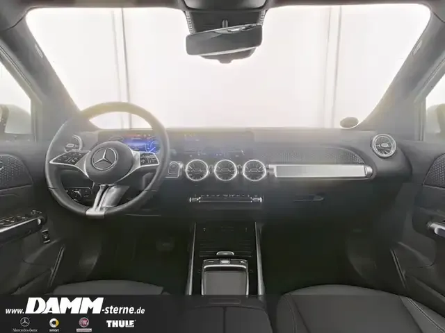 Mercedes-Benz EQB 300