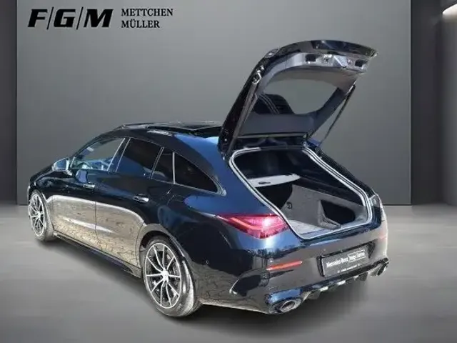 Mercedes-Benz CLA 35 AMG