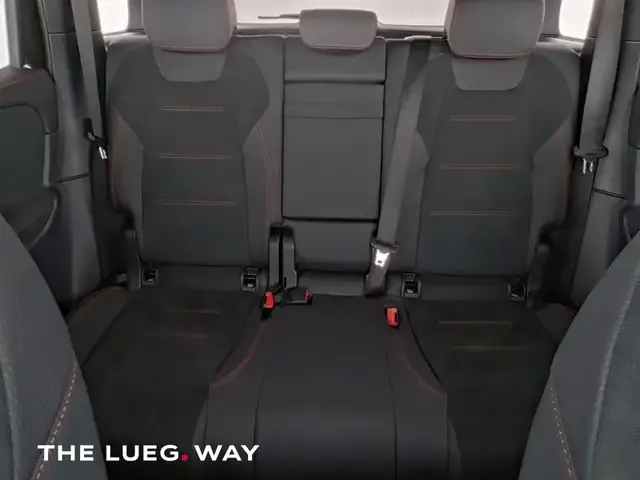 Mercedes-Benz GLB 200