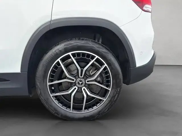 Mercedes-Benz EQA 300