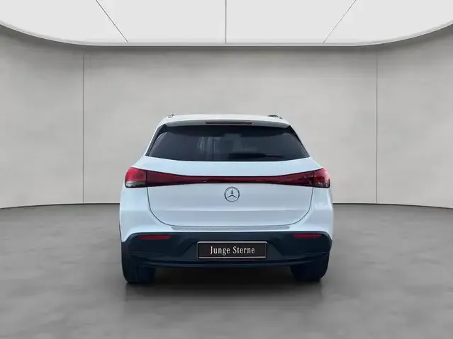 Mercedes-Benz EQA 300
