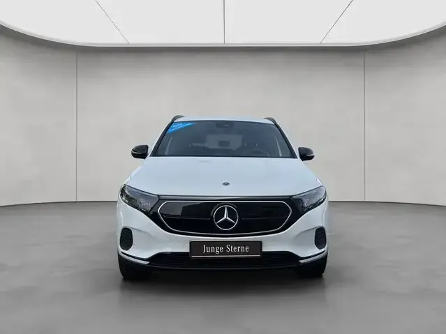 Mercedes-Benz EQA 300