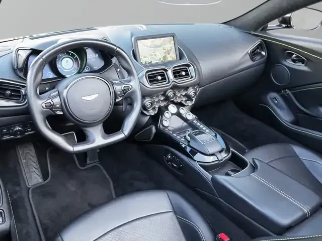Aston Martin Vantage