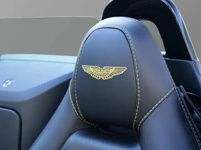 Aston Martin Vantage