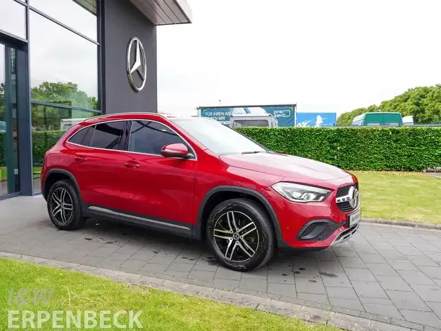 Mercedes-Benz GLA 250