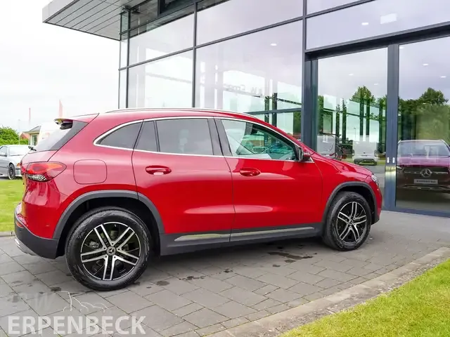 Mercedes-Benz GLA 250