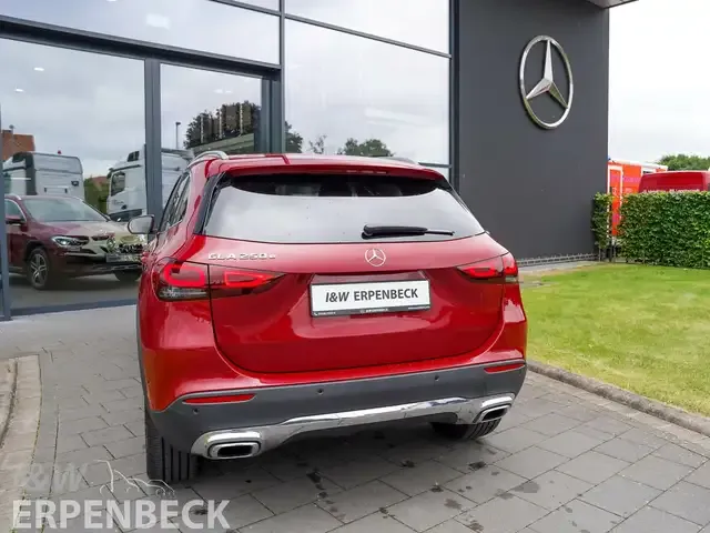 Mercedes-Benz GLA 250