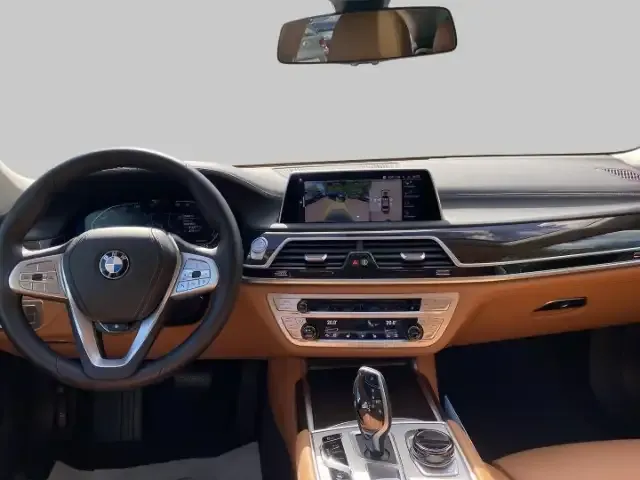 BMW 730