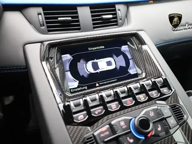 Lamborghini Aventador