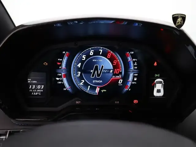 Lamborghini Aventador