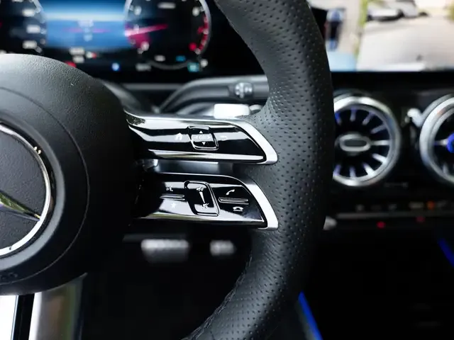 Mercedes-Benz GLB 250