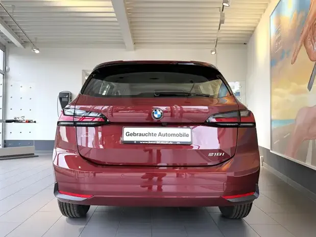 BMW 218