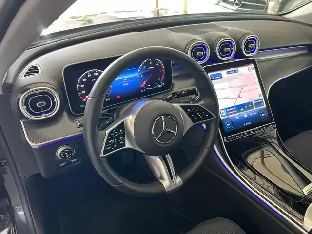 Mercedes-Benz C 220