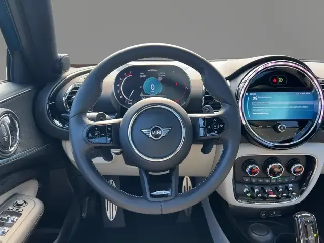 MINI Cooper Clubman