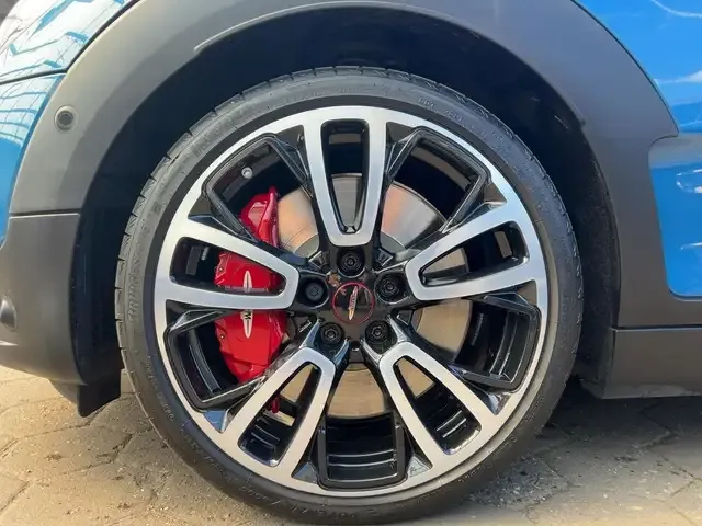 MINI Cooper Clubman