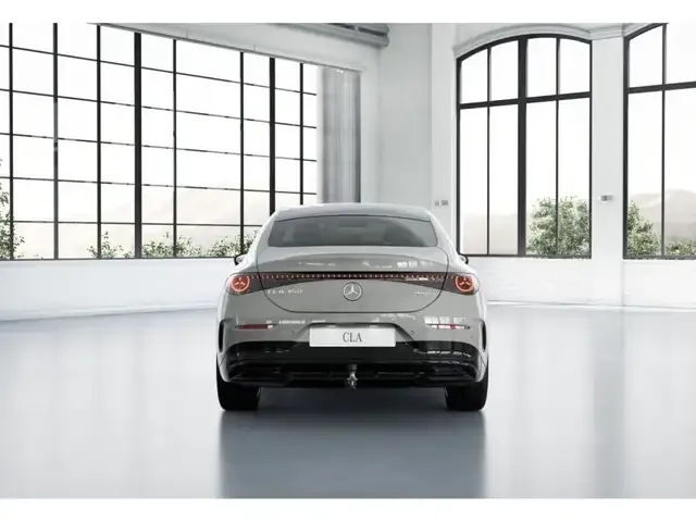 Mercedes-Benz CLA 350