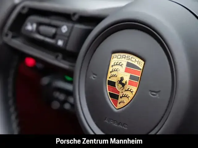 Porsche 992