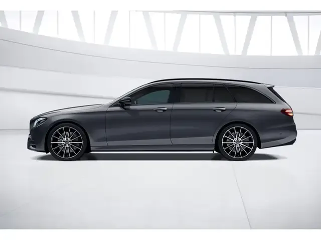 Mercedes-Benz E 400