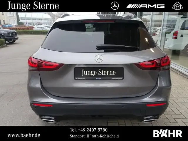 Mercedes-Benz GLA 200