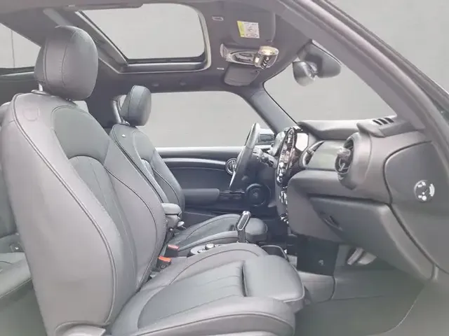 MINI Cooper SE