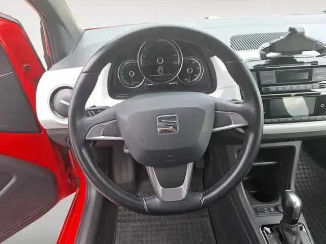 SEAT Mii
