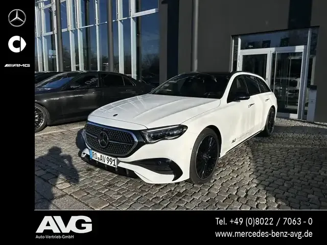 Mercedes-Benz E 220