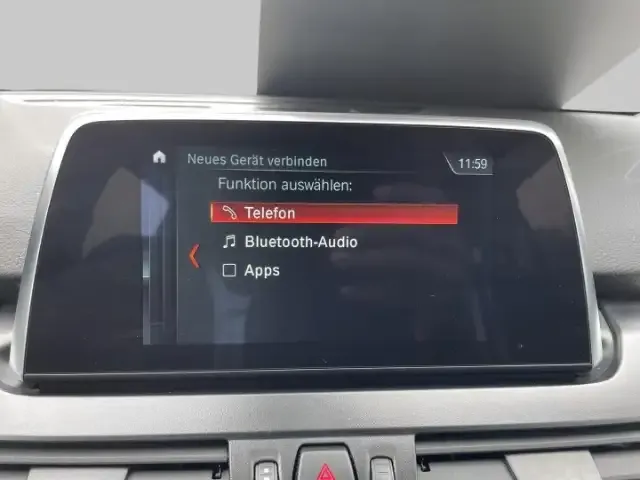 BMW 218