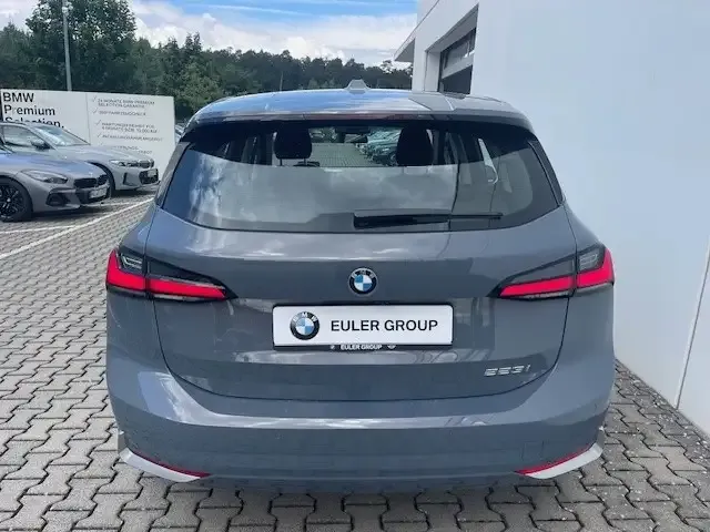 BMW 223