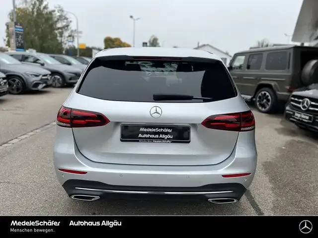 Mercedes-Benz B 250