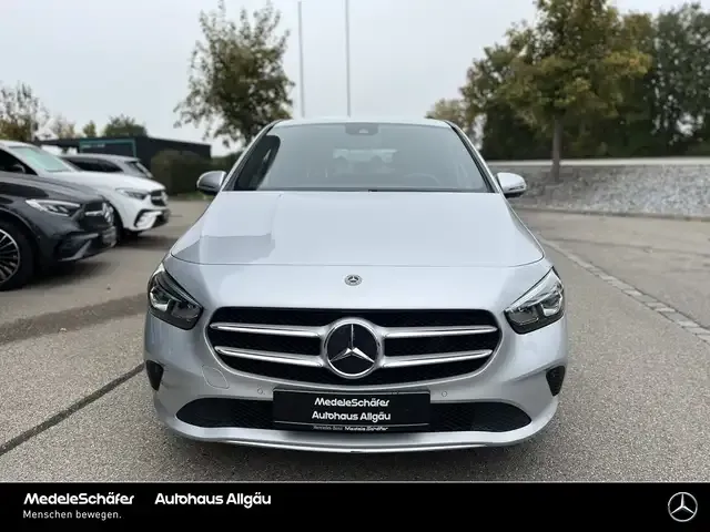 Mercedes-Benz B 250