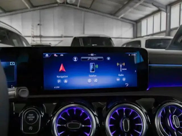Mercedes-Benz CLA 180
