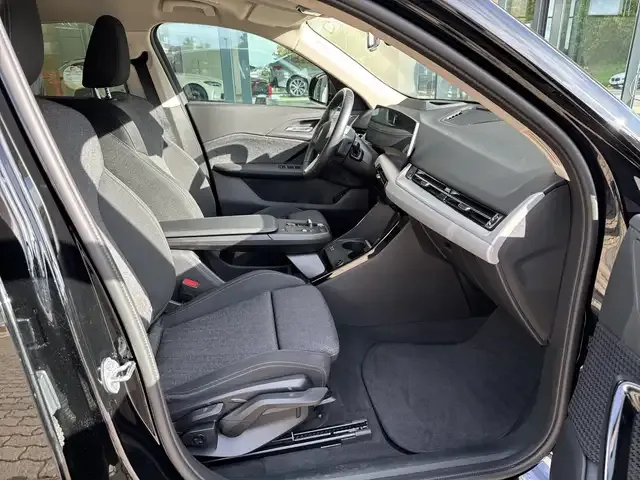 BMW iX2