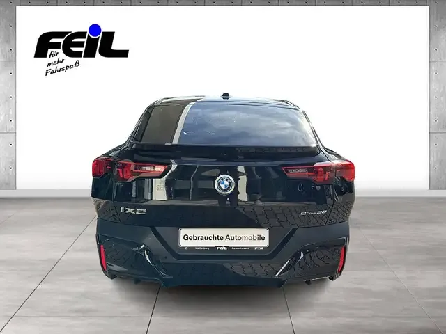 BMW iX2