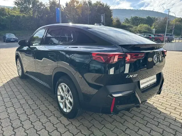 BMW iX2