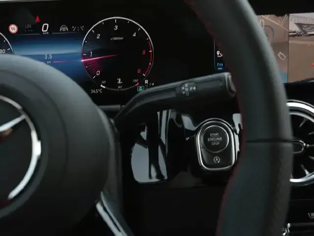 Mercedes-Benz GLA 220