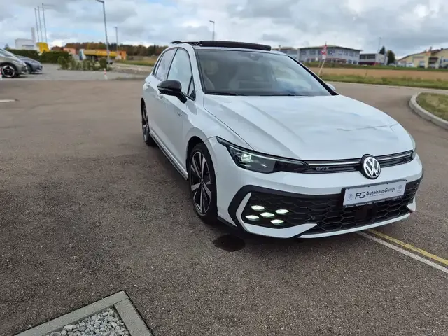 Volkswagen Golf GTE