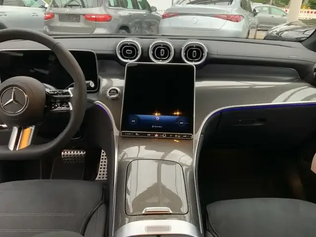 Mercedes-Benz GLC 220