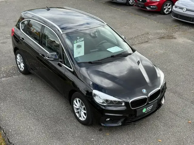 BMW 216