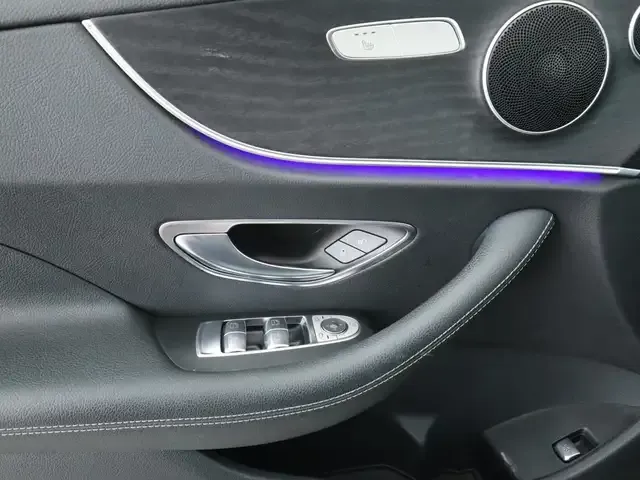 Mercedes-Benz E 400