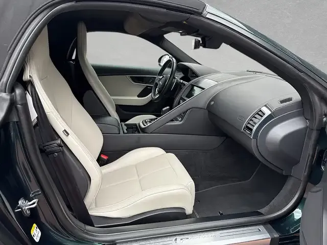 Jaguar F-Type