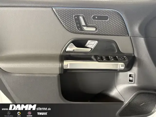 Mercedes-Benz EQB 300