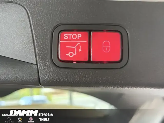 Mercedes-Benz EQB 300