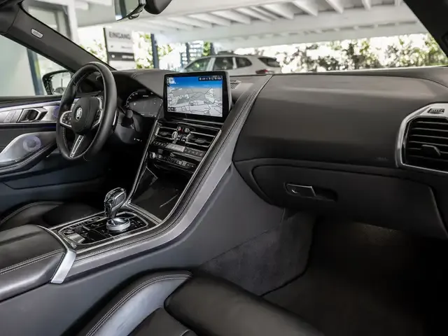 BMW 850