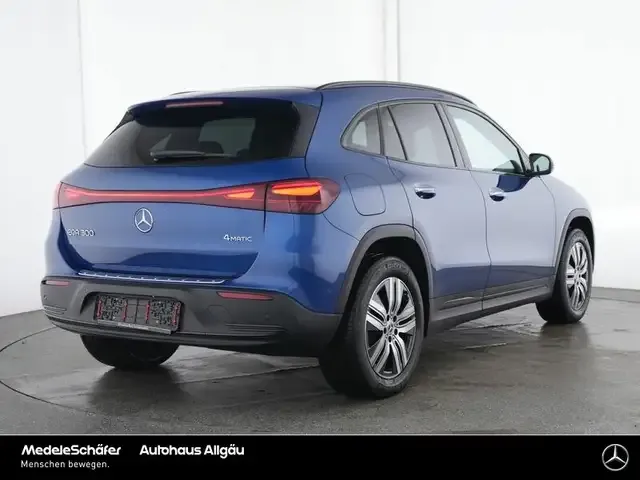 Mercedes-Benz EQA 300
