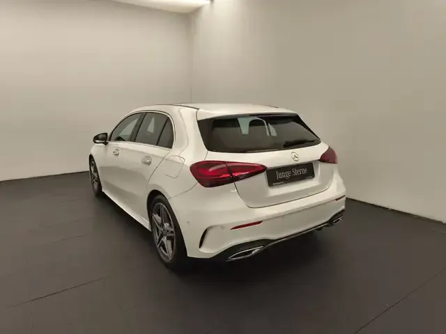 Mercedes-Benz A 200